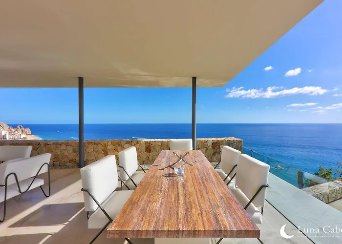 Villa Pedregal Waterfront - Heated Pool & Views *