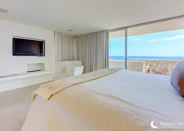 Pedregal Waterfront - Heated Pool & Views Villa Cabo San Lucas